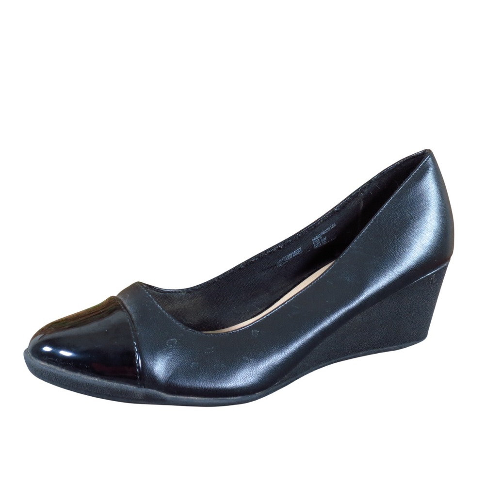 Time and Tru WMTT20FM025 Women Wedge Pump 8 Professional Black Patent Cap Toe